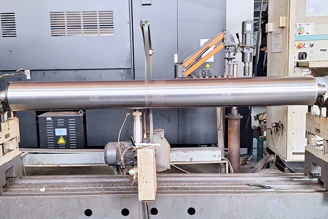 microscope inspection of laser engraved anilox cells for consistent cell walls